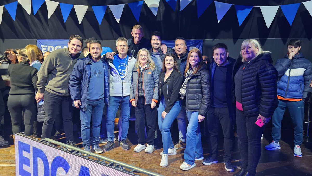 francodmiranda's tweet photo. FELICITACIONES @edgardavidbruno !!!
Le cambiaste la impronta a #Canals y los vecinos te lo reconocieron! Por otra gestión exitosa!! https://t.co/ljiBibKoUw