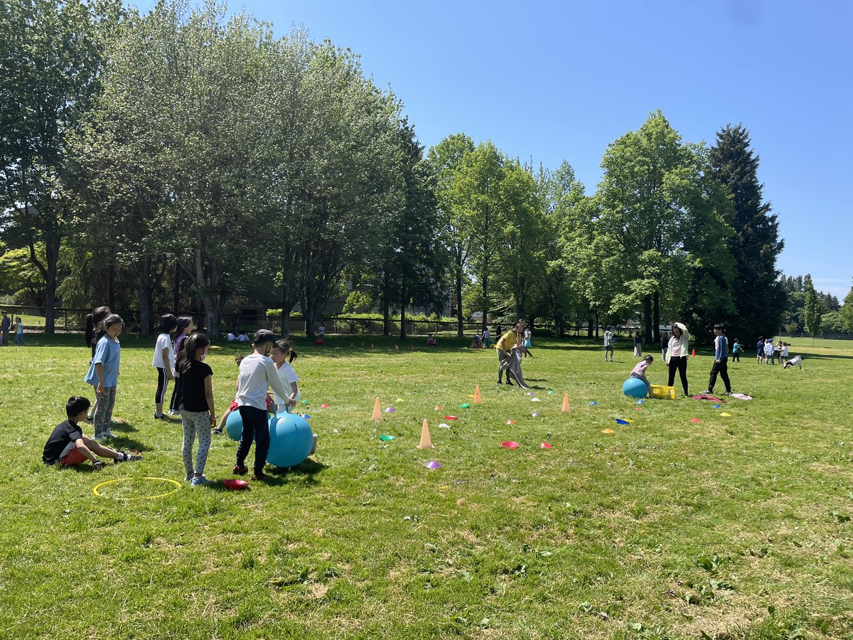 Blair Elementary (@blairdragons) on Twitter photo Student leaders at Blair organized lunch time games for primary students! Thank you for showing care for others! It was so much fun! <a href="/RichmondSD38/">Richmond Schools</a> <a href="/BlairDragons/">Blair Elementary</a> Student leaders at Blair organized lunch time games for primary students! Thank you for showing care for others! It was so much fun! <a href="/RichmondSD38/">Richmond Schools</a> <a href="/BlairDragons/">Blair Elementary</a>