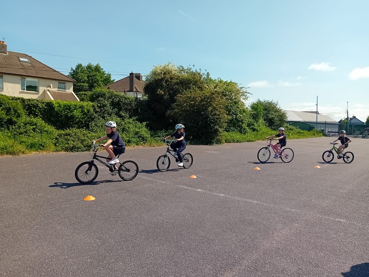TogherGirls's tweet photo. The sun shone for Ms.Keohane's 3rd class @TogherGirls as they  enjoyed their cycling lesson with Ruth &amp; Jorge of @watlanticsports during @CorkBikeWeek. 
@RSAIreland @corkcitycouncil @GreenSchoolsIre @CorkSports @PDST_Hwellbeing @PDSTpe #togher #sustainabletravel #bikeawareness https://t.co/fDbxXbPNgR