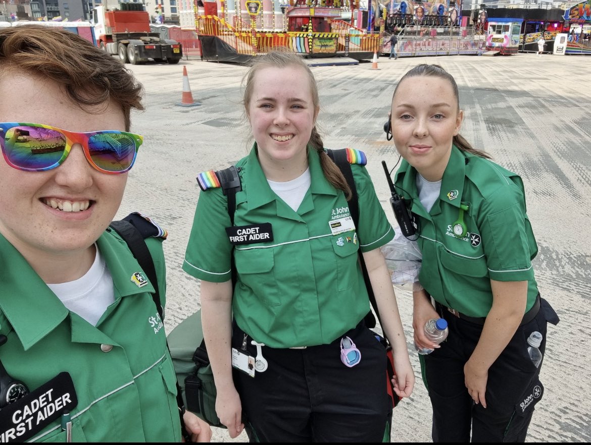 On Sunday I volunteered at Birmingham pride 🏳️‍🌈
I was part of the cadet only foot team.
I had a wonderful time! It was an amazing day !
#BirminghamPride #mysjaday #volunteering