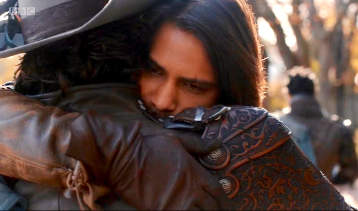 @Jo_Lloyd8 Good Morning Jo,thanking you & enjoy your Bank Holiday #LucaLundi 😘🌷🌸💗🌈