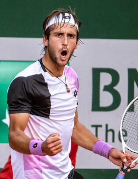 GridironDS's tweet photo. French Open 5/29 #freepicks Three bets for today and one is a HAMMER!!!🔨
Single Bets:
🎾Etcheverry ML -140🔨🔨
🎾Cachin ML +115
🎾Putintseva ML -205
Please LIKE 👍and be sure toFOLLOW for more daily picks!
#GamblingTwitter #FrenchOpen #tennisbets #tennispicks #RolandGarros2023 https://t.co/yy8JwBAHuy