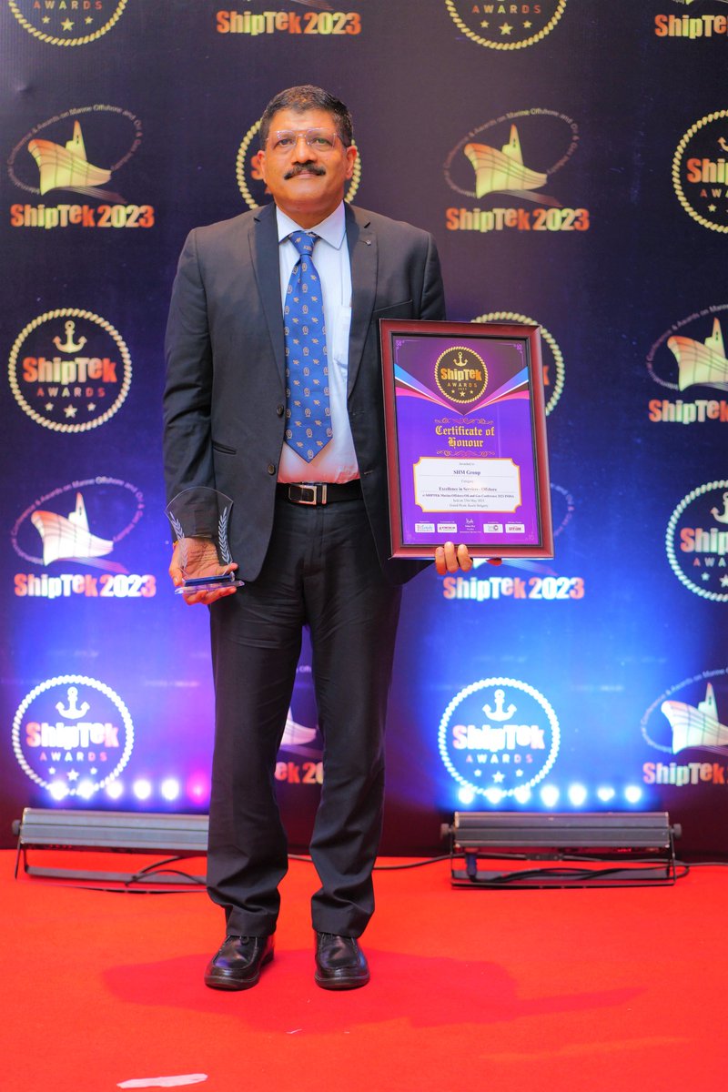 SHMShipcare's tweet photo. 🎉 We are thrilled to announce that SHM Group has been honored with the prestigious Excellence in Service - Offshore award by ShipTek! 🏆

#SHMGroup #ExcellenceInService #OffshoreAward #ProudMoment #MaritimeExcellence #maritime #team #work #like #thankyou #gratitude #offshore https://t.co/aXyuQl47aI