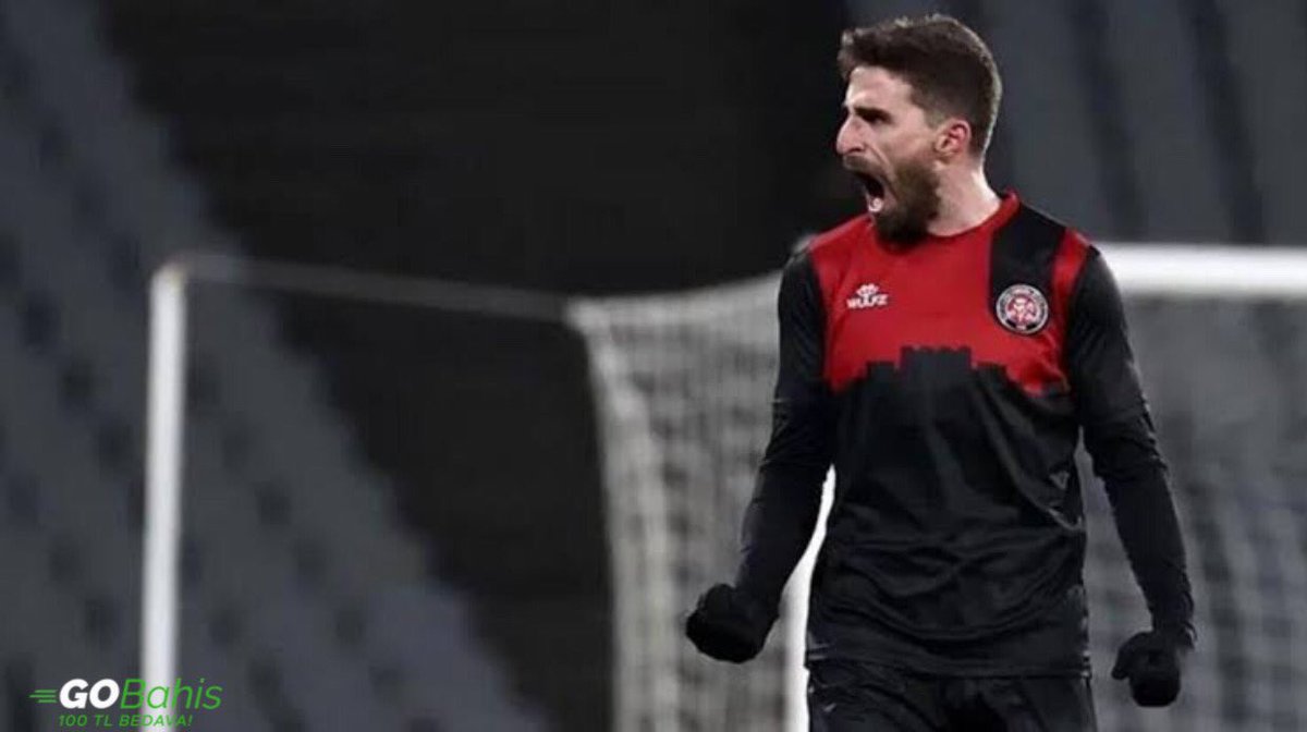 Beşiktaş, Borini transferi için kısa süre içinde resmi girişimlere başlayacak.
2 senelik kontrat teklif edecek. (Milliyet)

Sizce Fabio Borini transfer edilmeli mi? 🤔