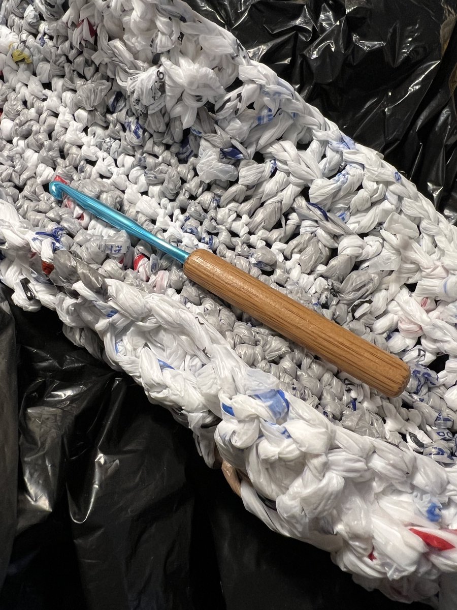 mmawifey's tweet image. ♻️ ☀️Plarn Pool Bag ⛱️💦
#plarn #poolbag #summerbag #reuse