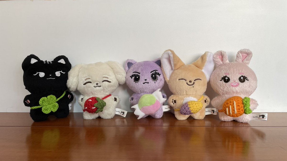 36tangerine's tweet photo. #ITZY #있지
say cheese~~~~~
🫳🏻🫳🏻🫳🏻🫳🏻🫳🏻
🐈‍⬛🐶🐱🦊🐰 https://t.co/quTuSzvhn0