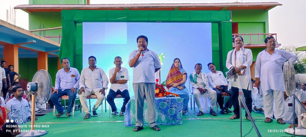 Behera124's tweet photo. ମହାକାଳପଡ଼ା ବାସୀଙ୍କ ଭଲପାଇବା ଓ ଅଭ୍ୟର୍ଥନା ମୋତେ ଆନନ୍ଦିତ କରିଛି |-@AtanuMLA
#Atanu bhai
ଧନ୍ୟବାଦ ମାନ୍ୟବର ମୁଖ୍ୟମନ୍ତ୍ରୀ @Naveen_Odisha
@CMO_Odisha
ମା ' ଦରିଆ ରାମଚଣ୍ଡୀଙ୍କ ଆଶୀର୍ବାଦ |
#Kendrapara #MaaDariaRamchandi #Ramnagar
@bjd_odisha@SankhaBhawan https://t.co/AbLOpeQR8P