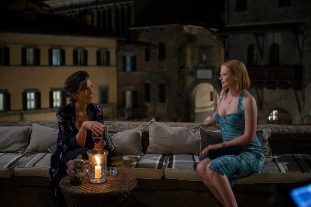 harriet walter saying that logan was attracted to caroline because of her aristocratic british background and how he “wanted some class in his life” mirroring tom getting together with shiv because of who she is, oh jesse armstrong you knew what you were doing the whole time