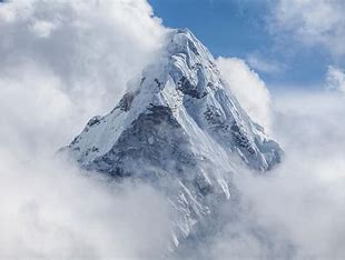 カーナビに教えてもらうXXの日 5月29日はエベレスト登頂記念日 1953年5月29日、ニュージーランドの登山家エドモンド・ヒラリーとネパール人シェルパのテンジン・ノルゲイが世界初、エベレストの登頂に成功した日らしい👇👇👇 我らが富士山の日は？🤔