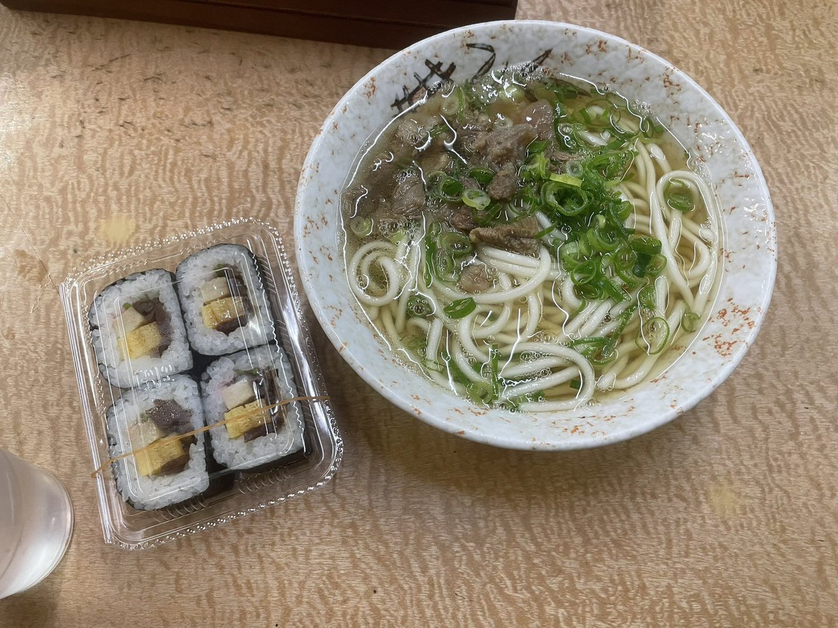 riverside33's tweet photo. 今回もぼっかけうどん、天ぷらそば、太巻き
うどんは細うどんで美味しかったわ
あと1店舗で完了
近場のグルメ制覇するのに2年はかかりそう https://t.co/5cfQnUlNCh
