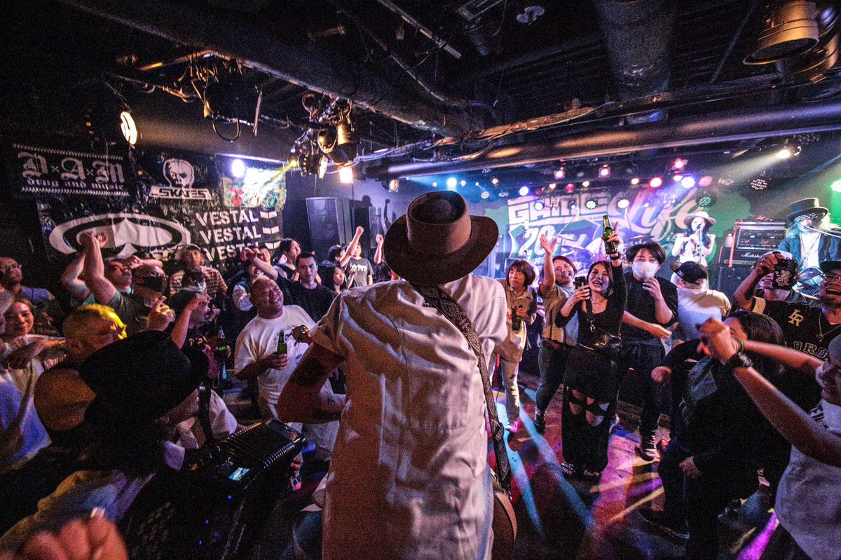 THE_CHERRYCOKES's tweet photo. 渋谷THE GAME 20周年おめでとう御座います‼️
Low-Cal-Ballお帰りなさい🌟
ご来場頂いた皆様ありがとう御座いました‼️

Photo by watanabe"KOOL"syo
@85ride_kool 

#thecherrycokes
#チェリーコークス
#チェリコ
#渋谷thegame
#Lowcalball https://t.co/d6Go2s2NXm