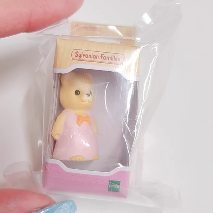 仕事のかばんにミニシルバニア入れっぱなしなの忘れてた