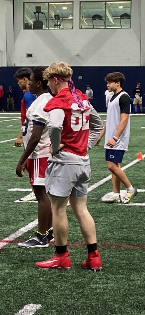 chrisdXXII's tweet photo. Had a great time at UConn today. Thank You, Coach Mora, for the opportunity to compete and meet some of the Huskies. @jamfrm5 @CoachJimMoraFB @UConnFootball https://t.co/HFM9bvssio