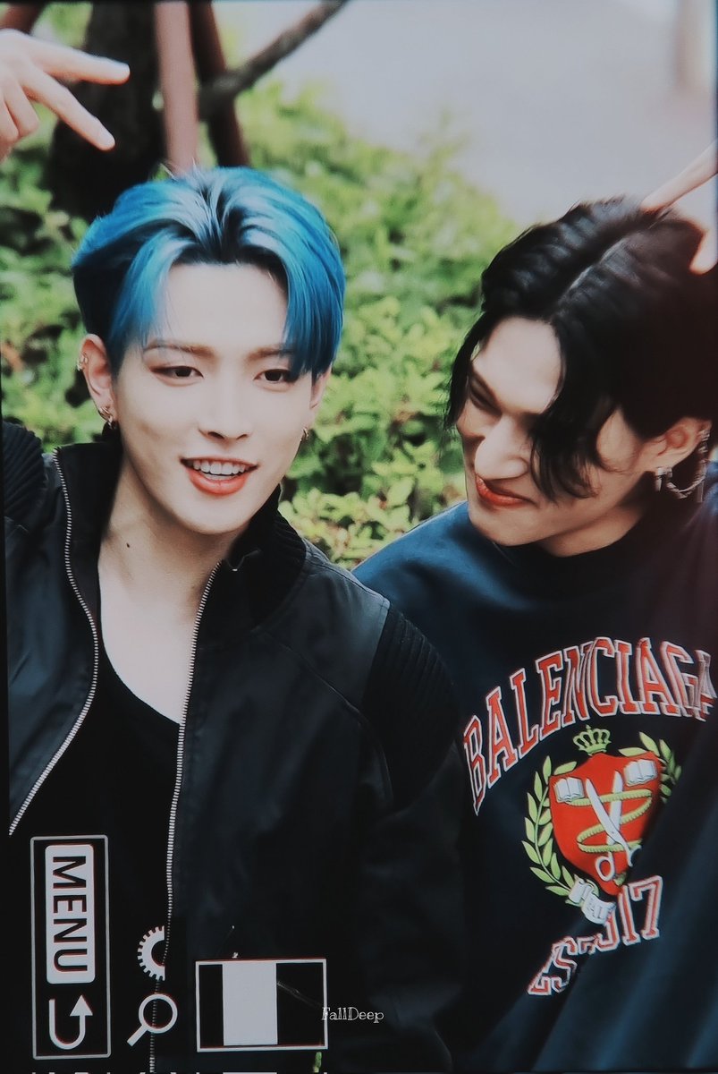 FallDeep_Nov's tweet photo. 230529 

🍒🩵

#에이티즈 #ATEEZ #홍중 #HONGJOONG #우영 #WOOYOUNG #토파즈 #topaz https://t.co/i1uifcy6M5