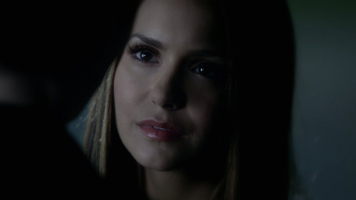 delenathinkers's tweet photo. the way she looks at him https://t.co/sZgJ1iX7rv