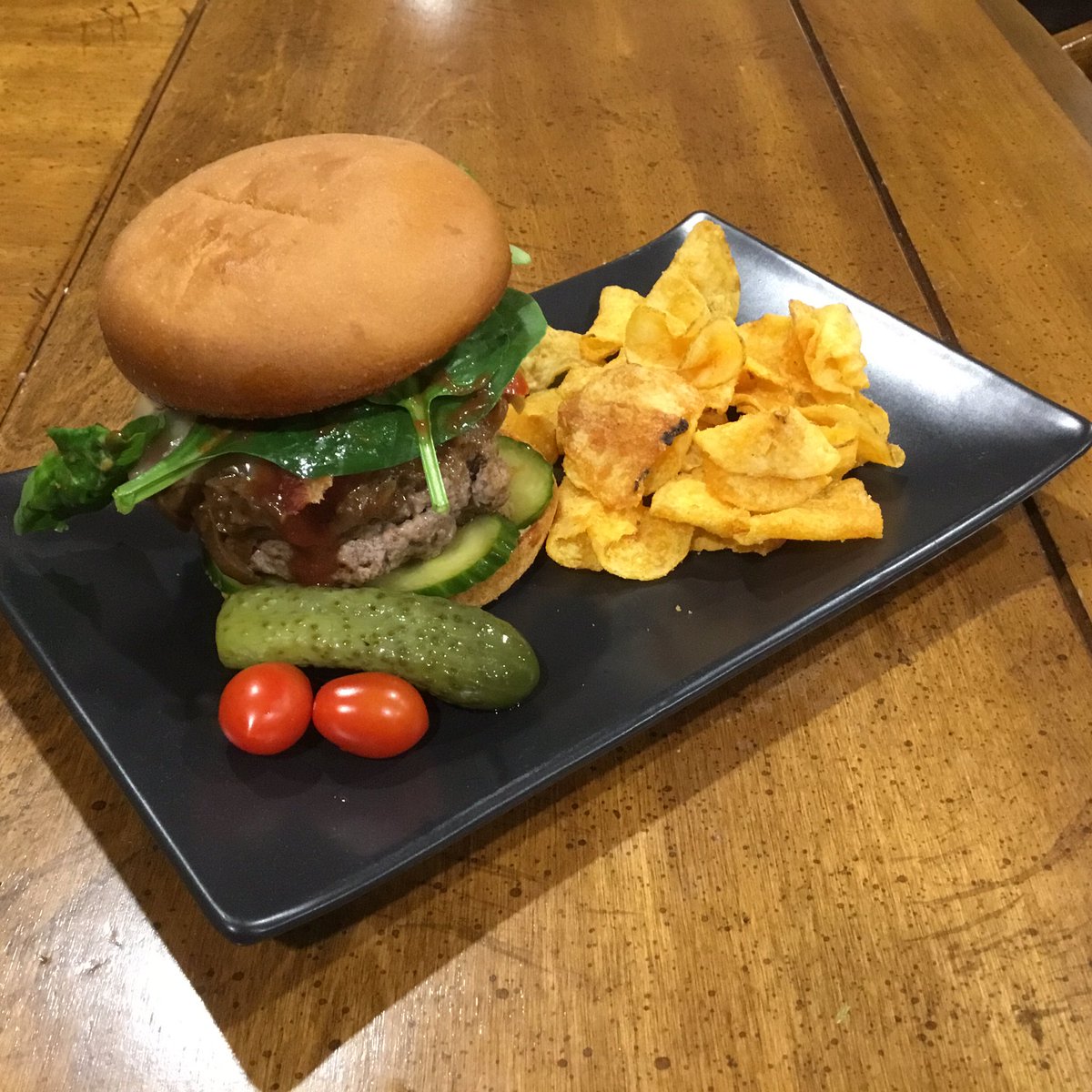 For #nationalburgerday I made a #glutenfree smokehouse burger with fresh made smokey pickles, smoked cheddar, homemade barbecue sauce with <a href="/tabasco/">TABASCO® Brand</a> raspberry chipotle, and served with Voodoo @realzappschips #celiac #TopChefJr <a href="/dreamersacademy/">Disney Dreamers</a>