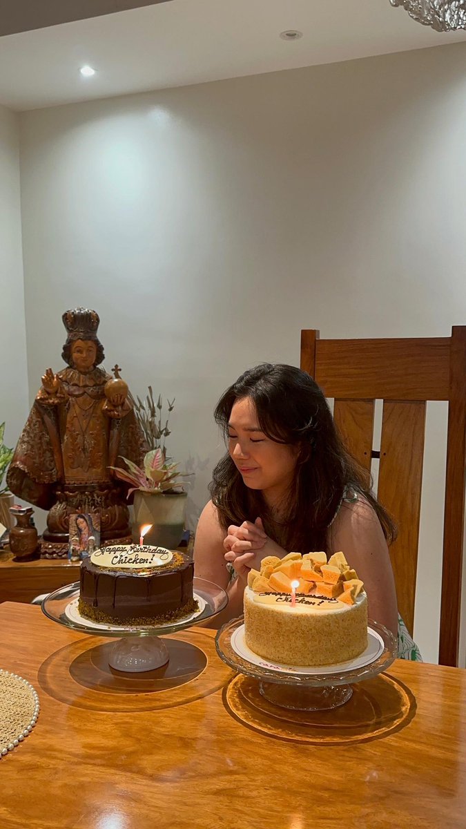 chickynuggette's tweet photo. cant believe I’m already at the same number w the day of my birthday….. it stops here right??? 🥹🥴 https://t.co/fPyUNZ592v