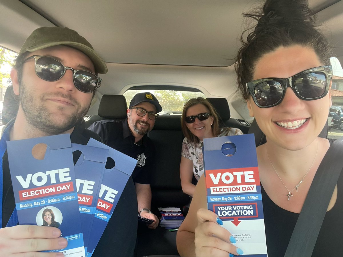 Finished off the day GOTV’ing in Calgary-Peigan for @tanya_fir with this dream team! #TeamUCP