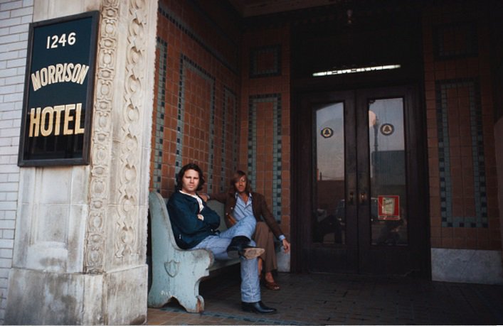 crockpics's tweet photo. Jim Morrison &amp; Ray Manzarek outside of the Morrison Hotel in Los Angeles, 1969. Photo by Henry Diltz. https://t.co/z1XTsbSu90