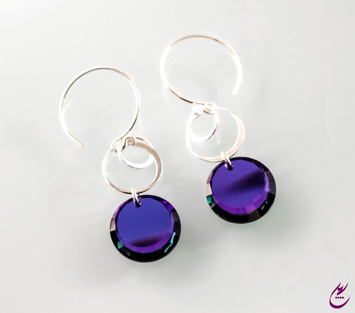 designbybehin's tweet photo. New earrings: Heliotrope Swarovski crystal earrings with Sterling silver interlocking Circles.
I will style this earring with this rare violet Baroque Swarovski crystal pendant with a Sterling silver chain. #designbybehin #etsyseller #customjewelrydesign

https://t.co/Pi0jLifNZg https://t.co/37zW1CoazW