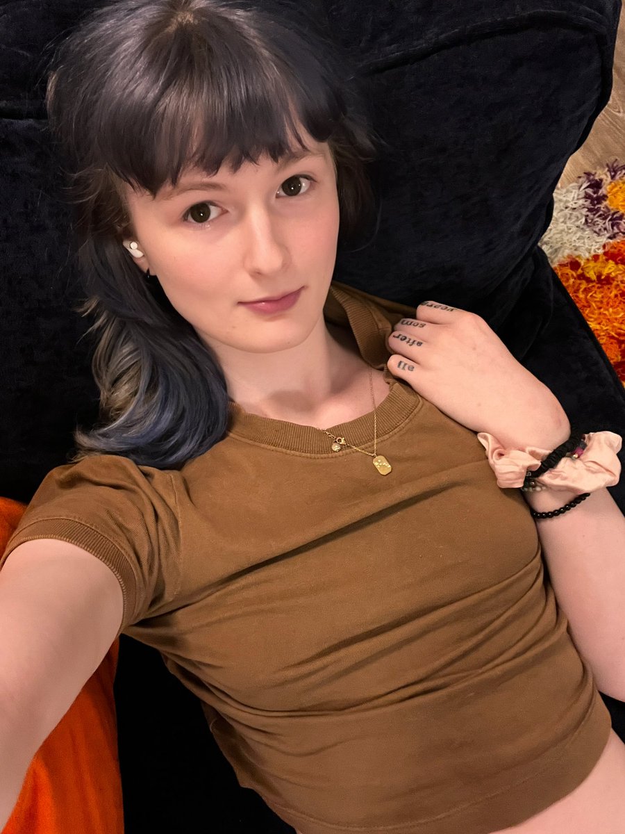 mars-15k-on-twitter-2-years-on-estrogen-today