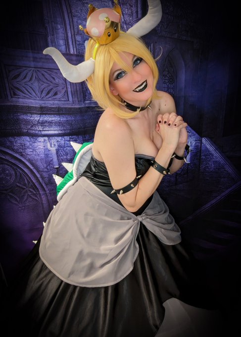 1 pic. Me on my way to steal your girl~

🖤 https://t.co/x3K4zLNqko 🖤

#bowsette #bowsettecosplay #SuperMarioBros