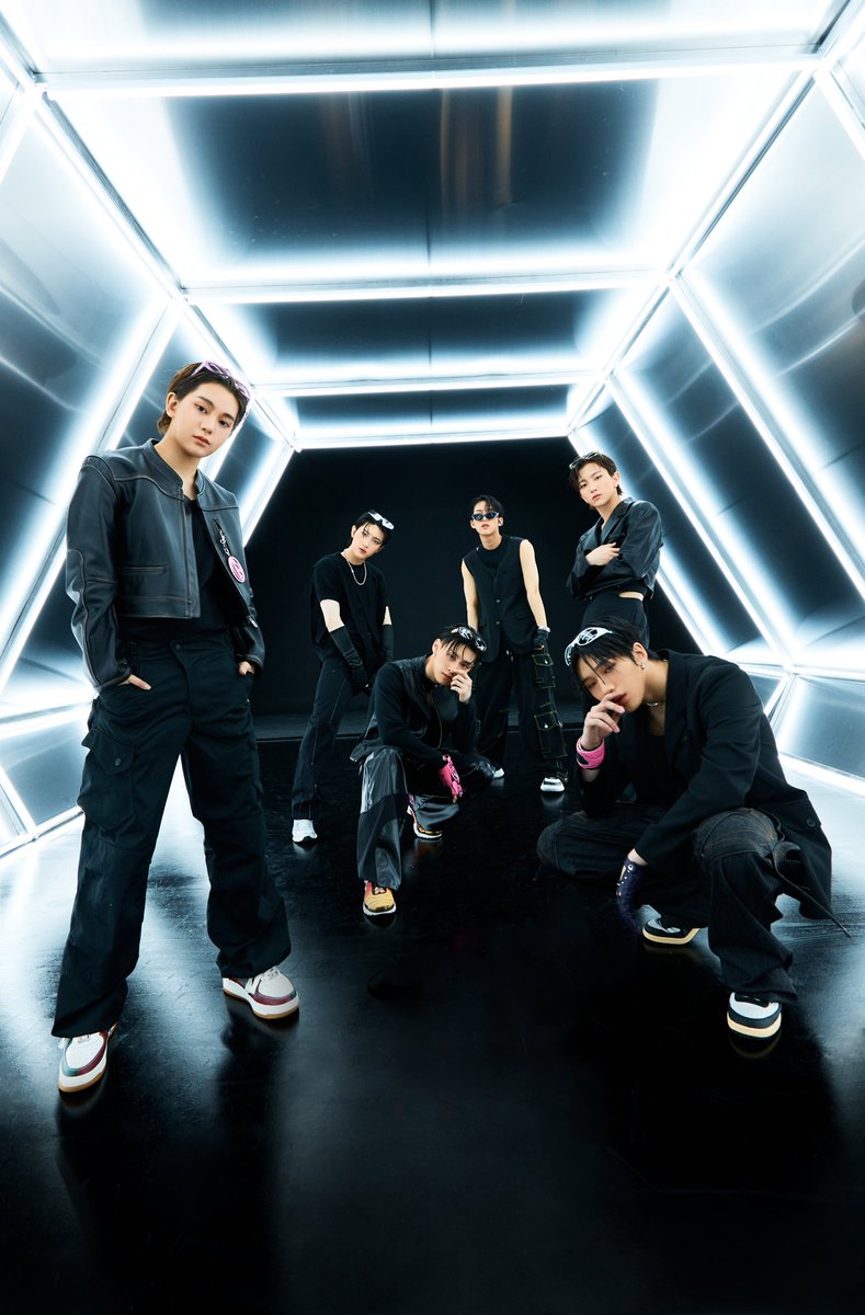 THE NEW SIX | TNX
The 3rd Mini Album [BOYHOOD]

🔙 2023.06.07 (Wed) 6PM KST

#TNX #TheNewSix #더뉴식스
#BOYHOOD #230607_6pmKST
#피네이션 #PNATION