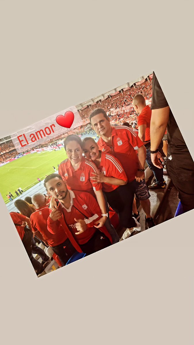 jaospina5's tweet photo. Donde soy feliz, con quien soy feliz. https://t.co/353v2E0TT9