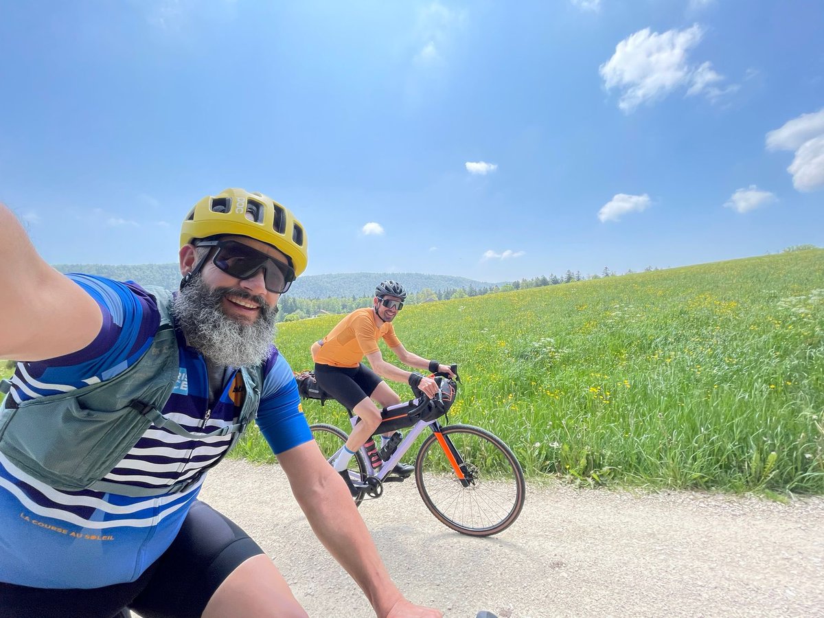 chregirocha's tweet photo. Adventure time! Great gravel bikepacking trip last week. The start to a new project. Cant wait! ❤️🔥
#bikepacking #gravel #outsideisfree #neverstopriding #neverstopexploring #passion #adventure https://t.co/1ynfiFHAI9