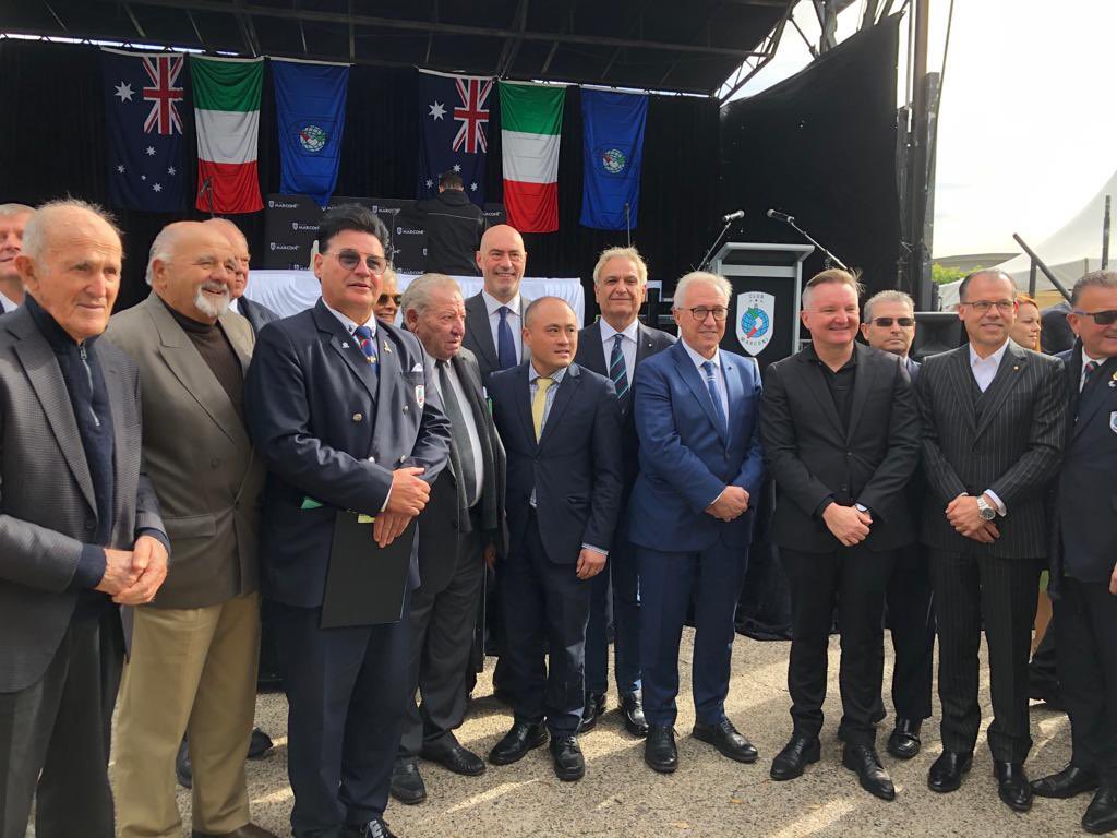 Ambassador Paolo Crudele participated in the celebrations for #FestadellaRepubblica that started in Sydney last weekend. Congrats to @Coasitsydney for the wonderful Gala 2023 & @clubmarconi1958 for the spectacular outdoor event. Thanks to @Bowenchris for your participation🇦🇺🇮🇹