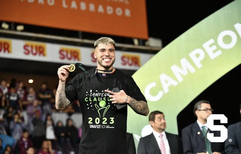 Luego les comento más. Por ahora… BICAMPEOOOONEEES! 💜😈🙏🏼🤪