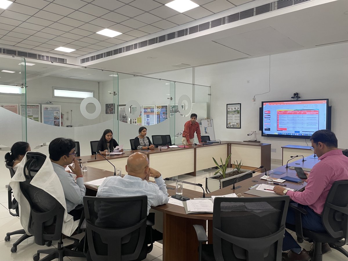 AbicHisar's tweet photo. ABIC during it's PMRC (Project Monitoring Review Committee) Meeting

#abic #abicccshau #ccshau #nabard #incubator #incubationcentre #monitoring #innovation https://t.co/8hrEXZhwCA