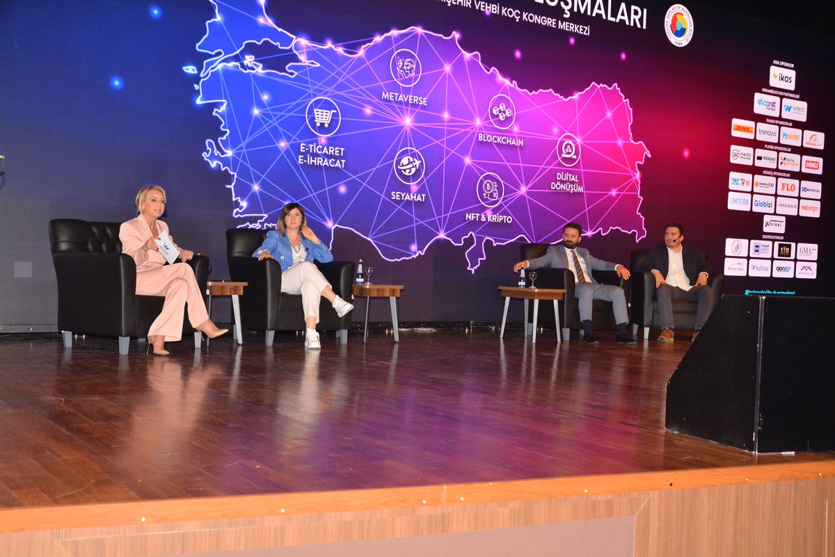 Türkiye Teknoloji Buluşmaları Etkinliği “FİJİTAL DÜNYADA YAPAY ZEKA VE İNOVASYONLA DÖNÜŞEN TİCARET” Paneli Katılımcıların Yoğun İlgisini Gördü.

Panelistlerimize Teşekkür Ederiz;

#turkiyeteknolojibulusmalari #teknolojibulusmalari #teknoloji #eskişehir