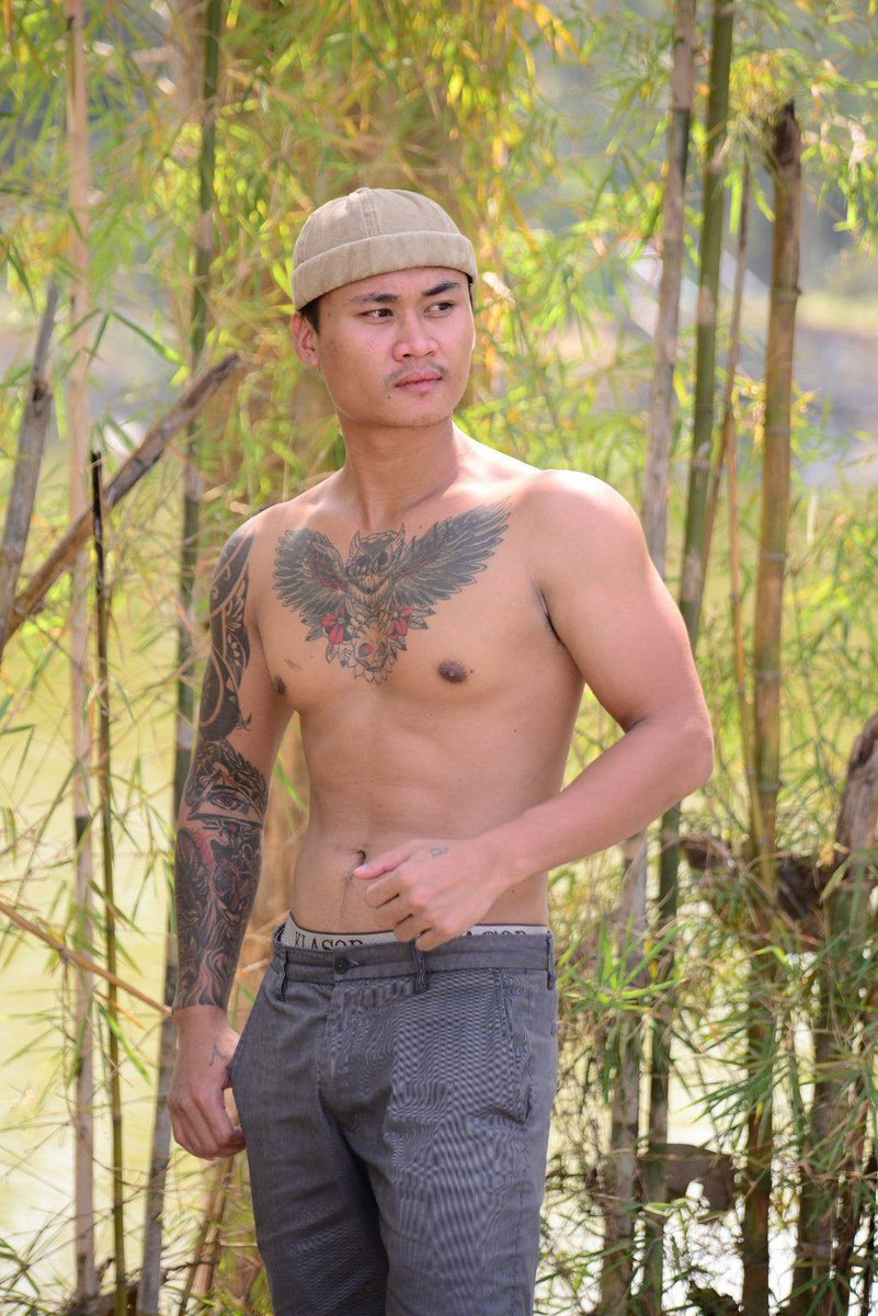 ShanMinKhant4's tweet photo. ညီကို နှစ်ယောက်နဲ့ 4hand လာဝင်လာလိုက် အမိုက်စား servantတွေပေးမှာနော်
09761524946 https://t.co/jeDwlwYHBj