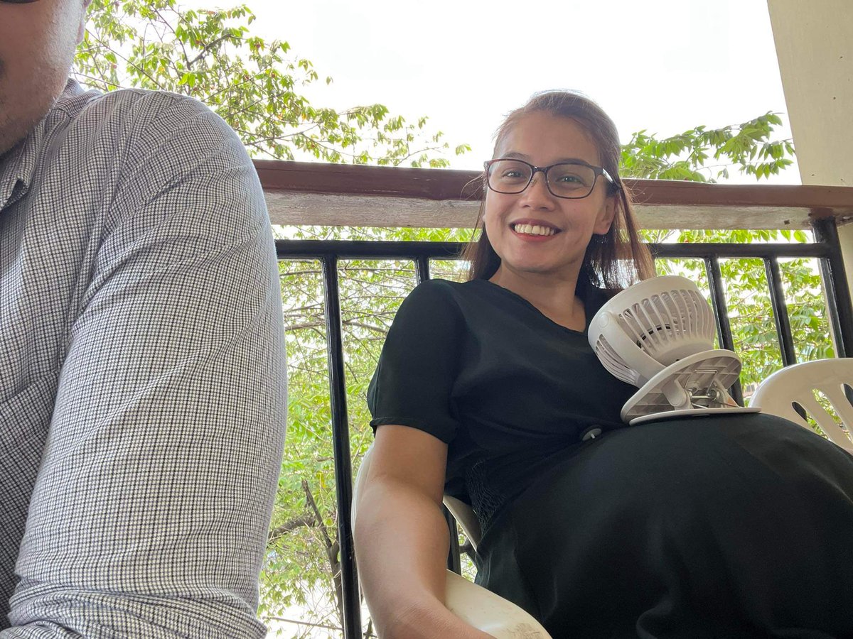 rowenajoyjoy's tweet photo. Hubs took this photo kasi natuwa siya’t ginawa ko raw tabletop si Lily bebe girl 😄 https://t.co/vDgEX5jEtK