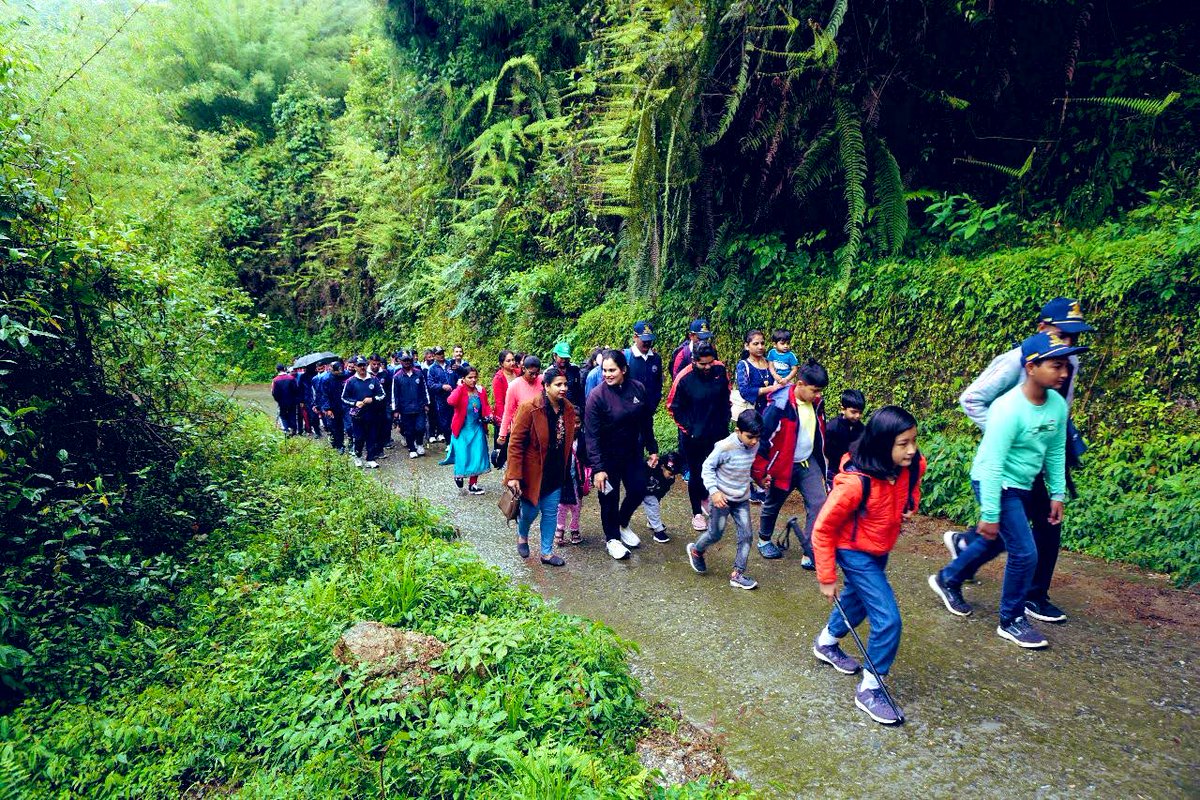 trishakticorps's tweet photo. #OliveGreensDefendingEnvironment
#TrishaktiCorps Warriors & families undertook #NatureExcursion at #FambonglhoWildlife Sanctuary in Gangtok to promote awareness of nature conservation and environmental sustainability.
#WorldEnvironmentDay2023
#NationBuilding
@adgpi
@easterncomd