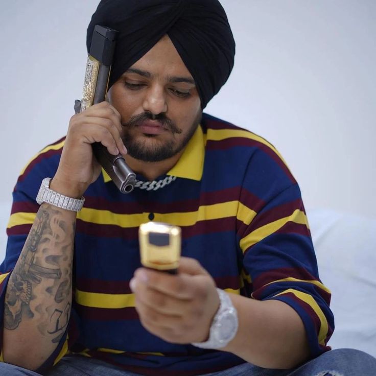 TussharPari's tweet photo. #RIPLegand 💔
Legands never die. You will always live in our hearts .
#Moosewala #SidhuMooseWala https://t.co/8e1ZdLoZY8