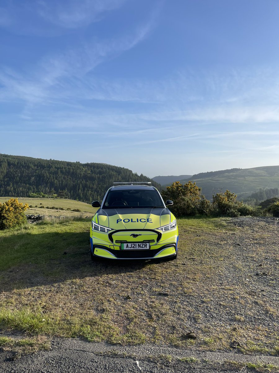 manxie999's tweet image. #TT2023 kicks of today with the roads closing later this morning. Another belting day here on the mainland. Stay safe folks and keep it shiny side up. @forduk #Knowyourlimits