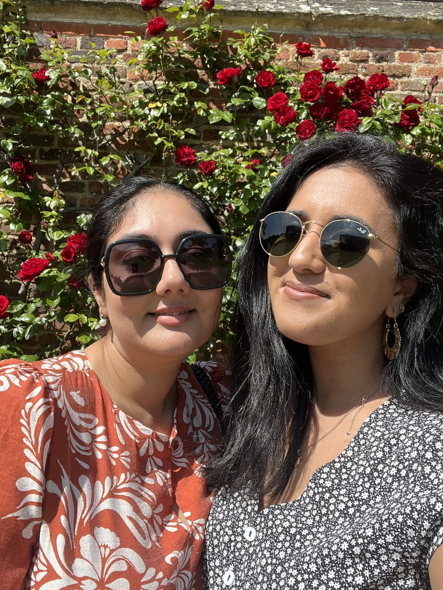 To see Princess Sophia Duleep Singh honoured with a blue plaque from <a href="/EnglishHeritage/">English Heritage</a> was truly special! It was an honour to celebrate and recognise this moment in #BritishIndianhistory with so many friends at Hampton Court Palace!