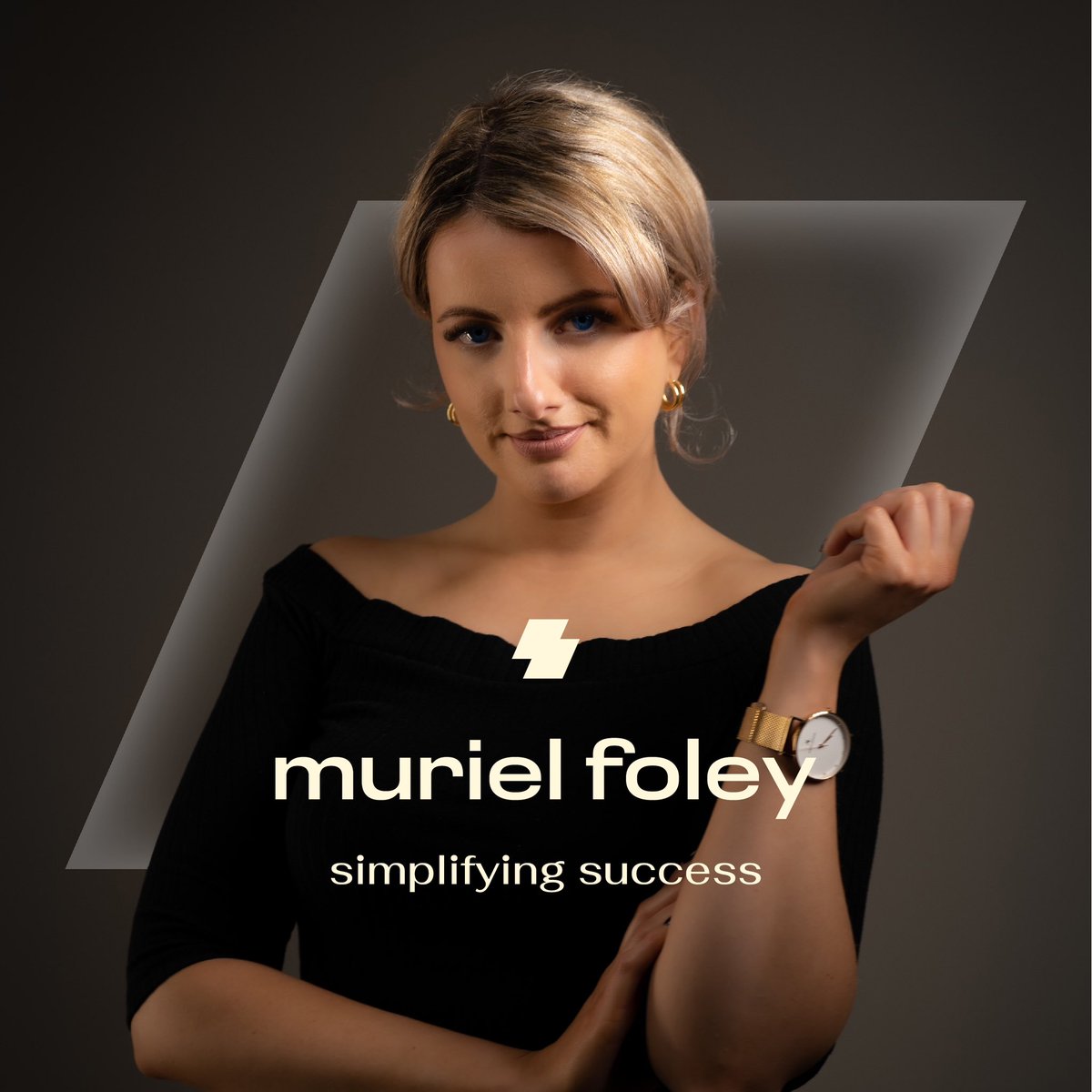 Morning all! If you’re looking for some company on your Monday morning commute, the latest ep of the ‘Simplifying Success’ podcast is now live where I give advice on how to get the promotion you deserve. I also share mistakes I made that held me back. 🎧👉open.spotify.com/episode/22PdiH…