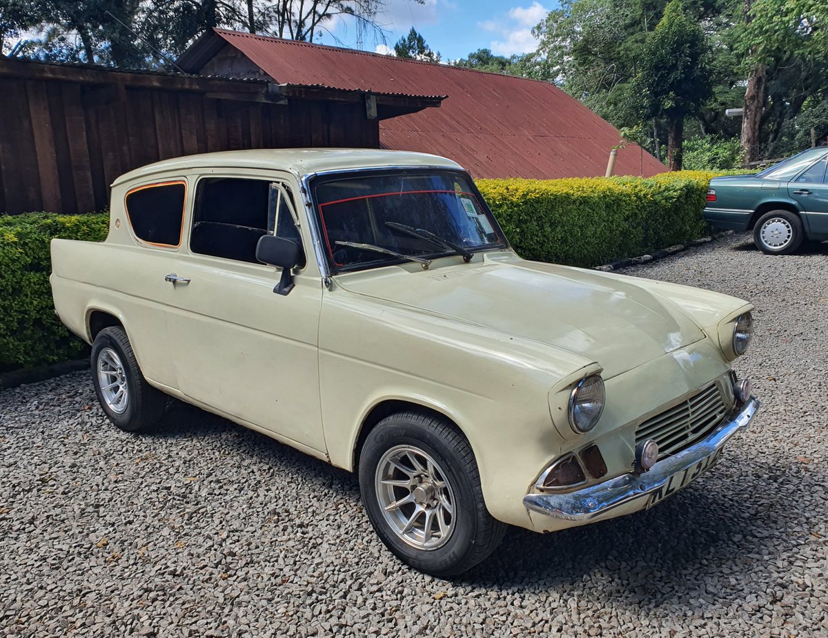 Just a few of the visitors to my classic car get together at the Kentmere Club in Tigoni Kenya. #classiccars #vwbeetle #classiccarshow #fordescort #fordanglia #mazda1800