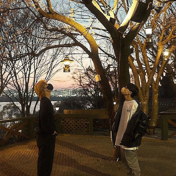 hellsdistrict's tweet photo. him and i 💙 https://t.co/YgQnW5Dahk