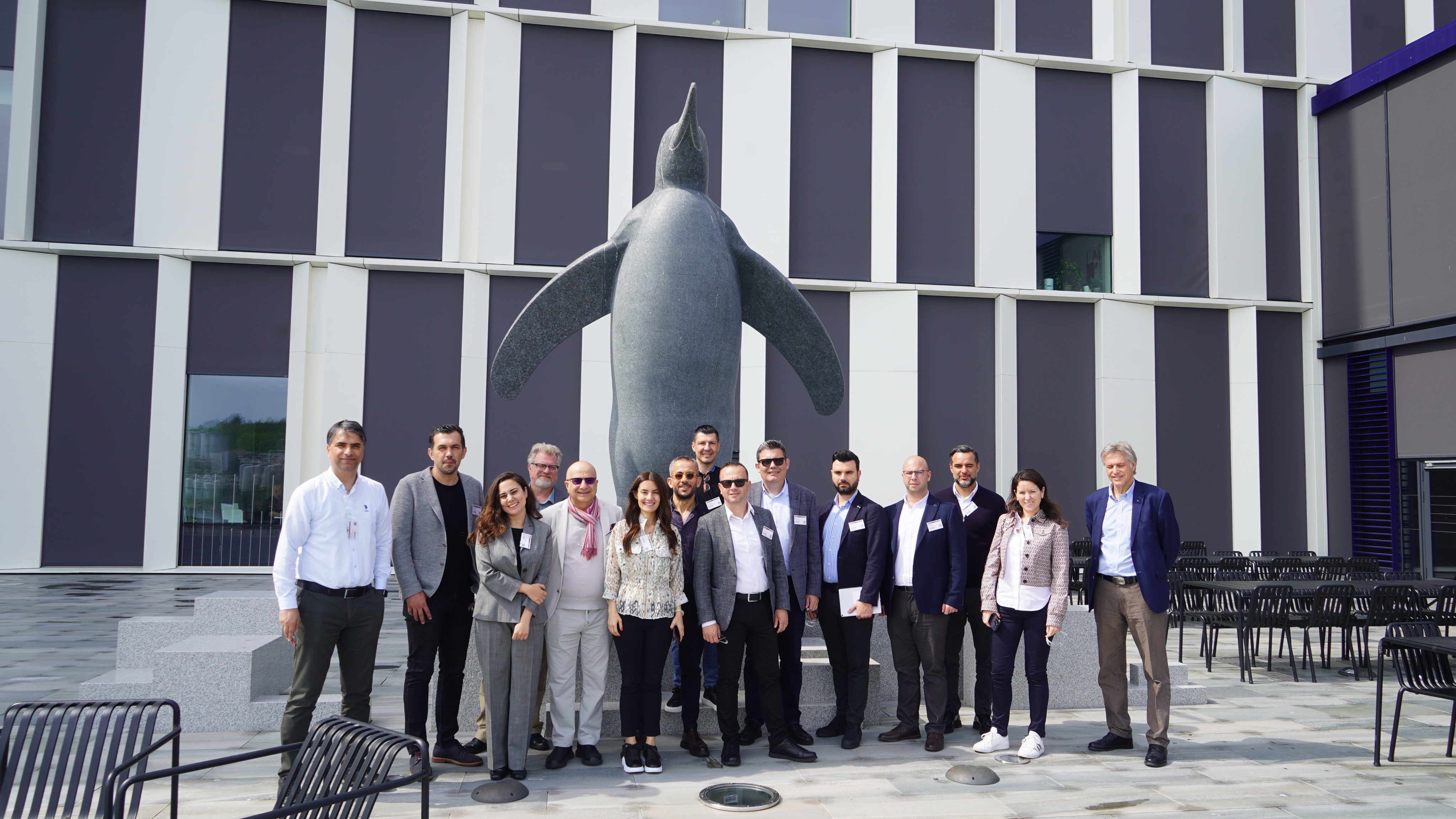 Sabancı Üniversitesi (sabanciu) / Twitter