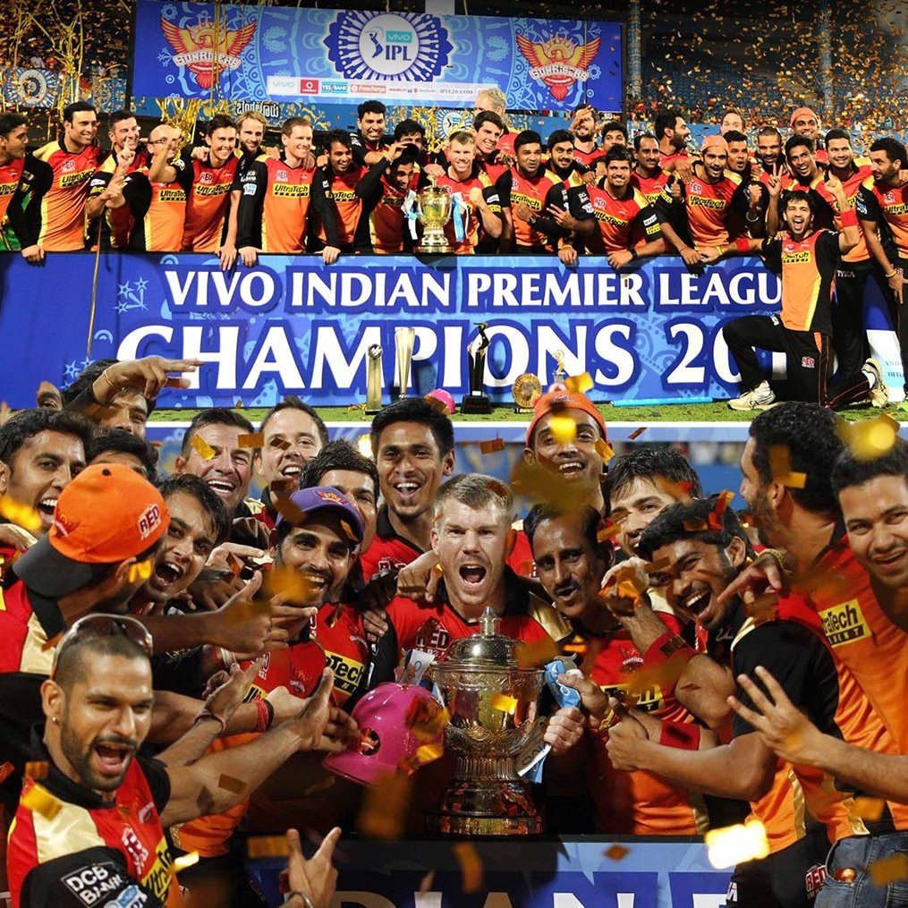 #OnThisDay in 2016, Sunrisers Hyderabad won their first-ever IPL trophy by defeating RCB in the Finals at Chinnaswamy Stadium, Bengaluru.

SRH became the first team ever to win the tournament after playing the eliminators.

#SunrisersHyderabad #IPLFinal #RCBvsSRH