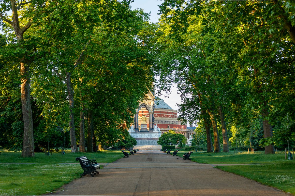 🌳 Historic 🏛️ 

📍 Kensington Gardens