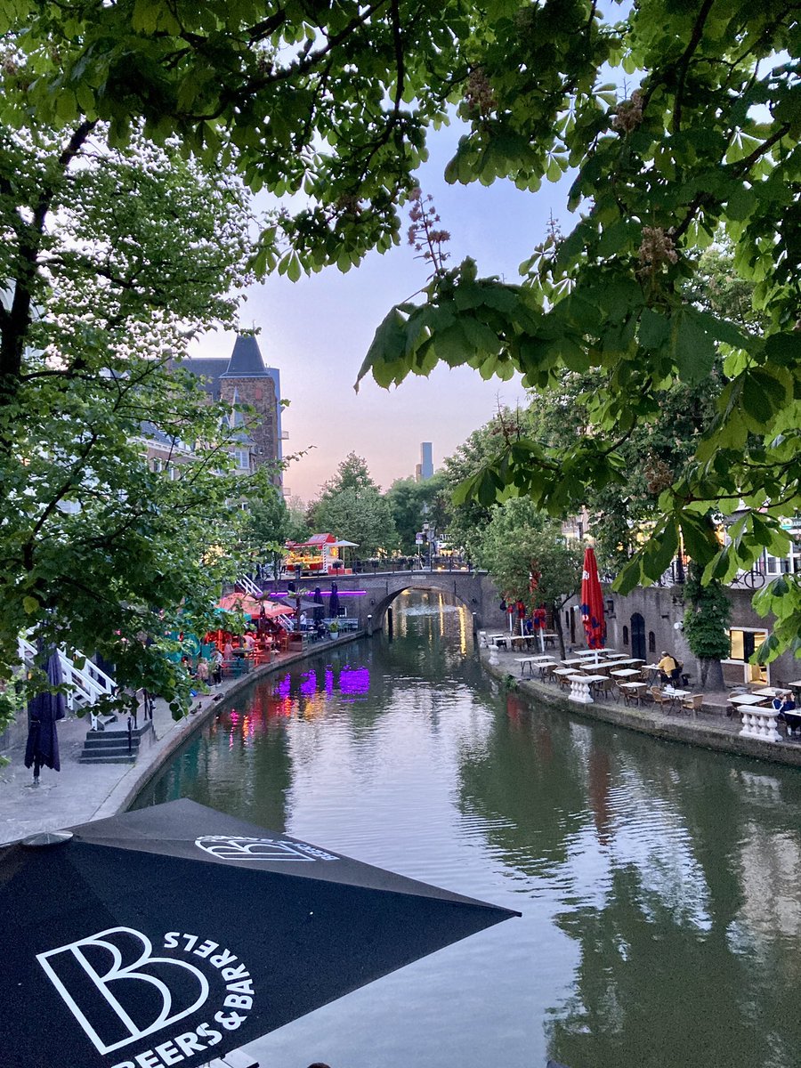 Welcome to Utrecht 🇳🇱🧠

Today the 2023 EpiCARE Annual meeting started, and for the next 2 days we will focus on determining the objectives of the network for the next 4 years, sharing and updating each other on good practices and networking. 

#EuropeanReferenceNetworks #ERNs