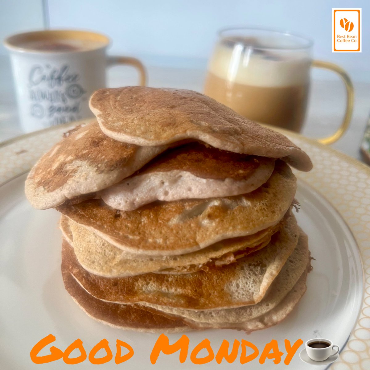 Healthy start with #bananapancakes (gluten free) and best bean coffee 🧡
Have a great week ! 

#glutenfree #healthyrecipe #bestbeancoffee #specialty #roasters #freshroast #freshcoffee #creditonandareas #cupofcoffee #healthylifestyle #morningjoy