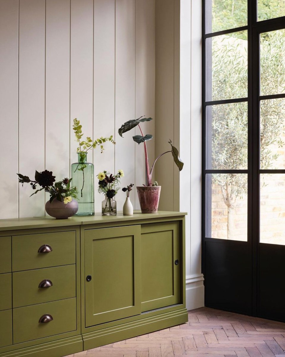 WestWindows's tweet photo. A symphony of green and artistry 🌿

Featured on Neptune Home

#london #londonjoinery #irongmongery #joinery #customjoinery #craftsmanship #sashwindows #windows #londonwindows #londoninteriors #highquality #custommade #doorhardware #interiordesign #interiordetails https://t.co/iPXA13cLMM