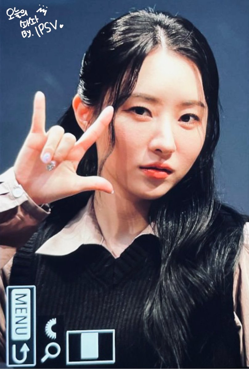impulsive_sua's tweet photo. 230529 #드림캐쳐 #수아 #김보라 #DREAMCATCHER #SUA 프리뷰

不是因为天气晴朗才爱你 🍃 不是因为看见星星才想你 🌌 https://t.co/UR8b3X7DtI