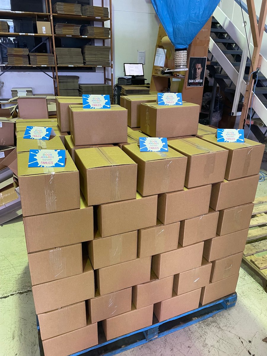 😍 Look at all that lovely 2023 #NZCYA point of sale material packed up and ready to hit bookstores for announcement day on Thursday! Thanks for your mahi <a href="/upstartpressnz/">Upstart Press</a> 

#BooksAlive